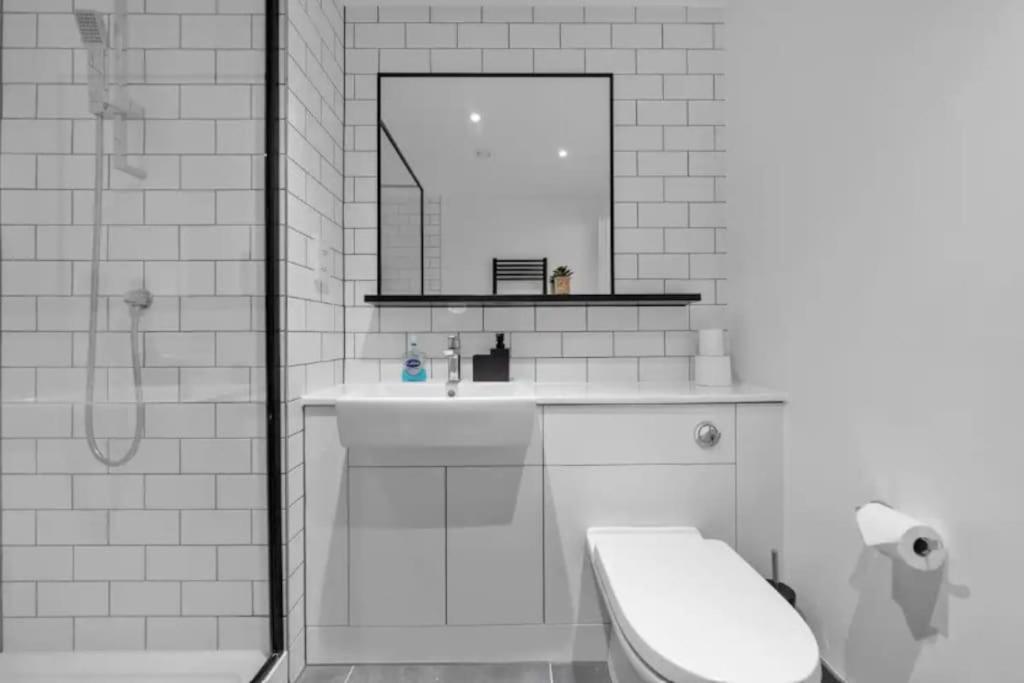 Deluxe 1 Bed In Colindale Wembley With Freewifitv Apartment London Ngoại thất bức ảnh