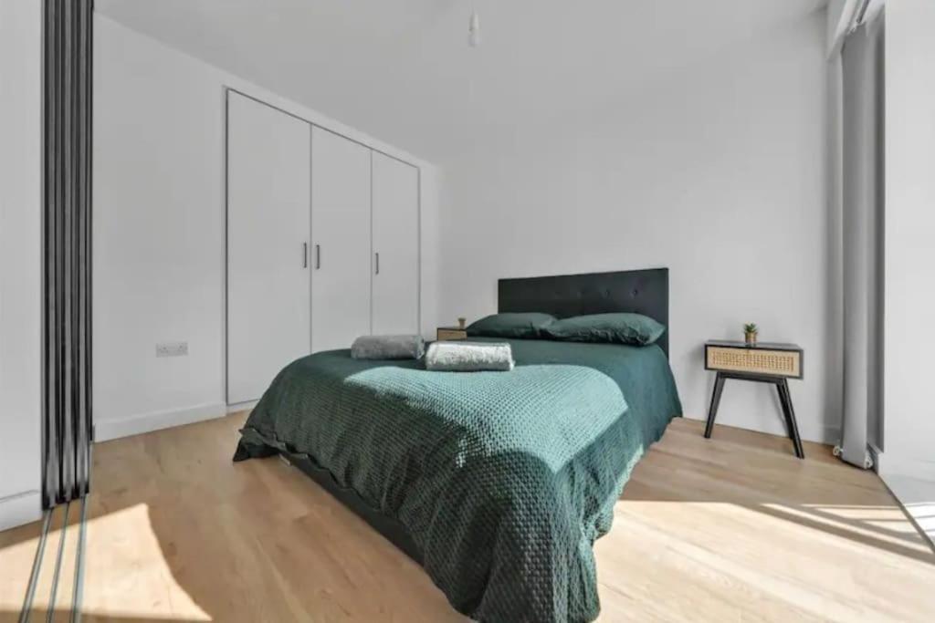 Deluxe 1 Bed In Colindale Wembley With Freewifitv Apartment London Ngoại thất bức ảnh